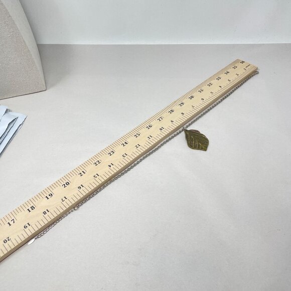 EsMor‎ Leaf Pendant Necklace Dual-Tone Metal Leaf Design Silver Chain - Picture 7 of 9